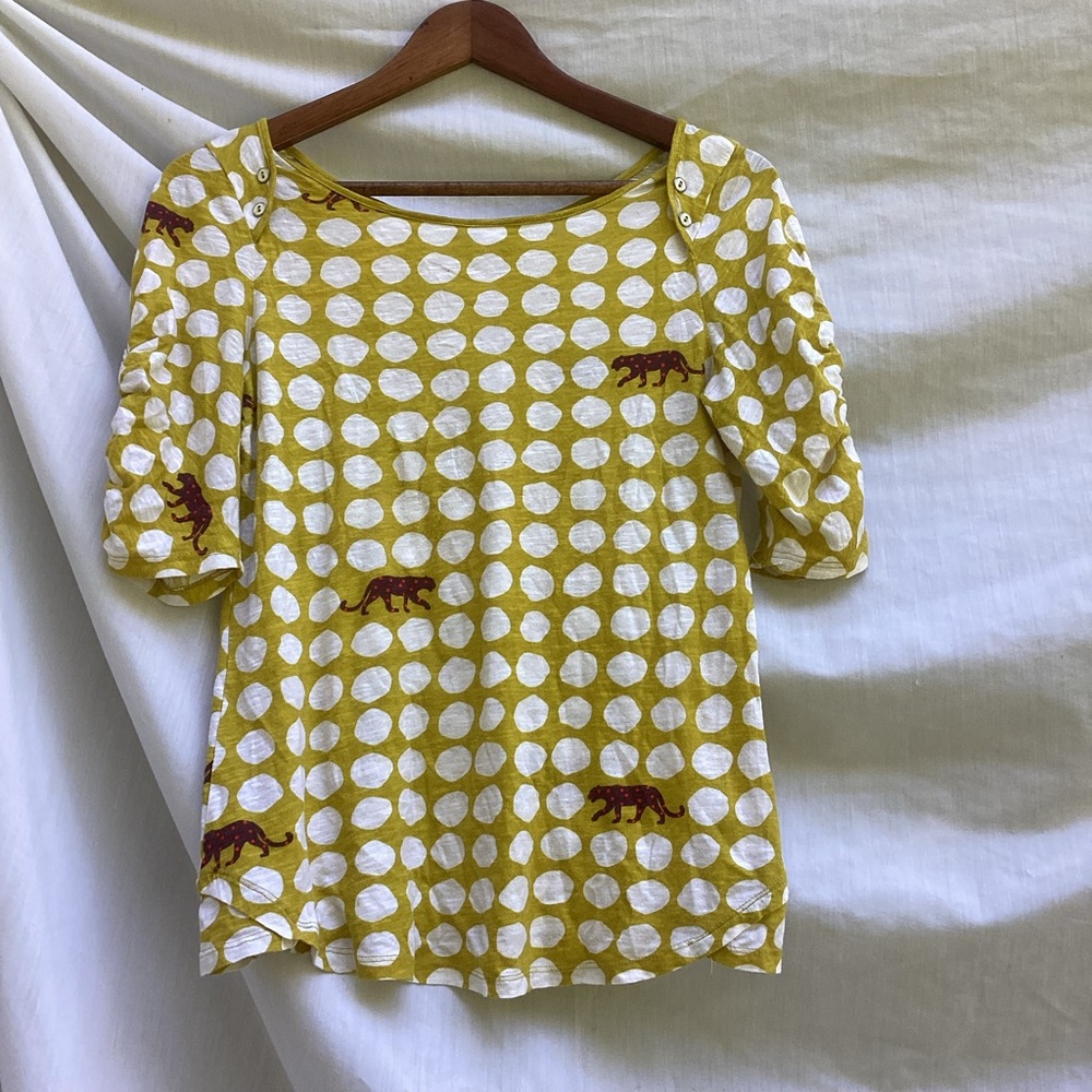Anthropologie mustard and White Polka Dot Blouse cheetah graphic, size medium